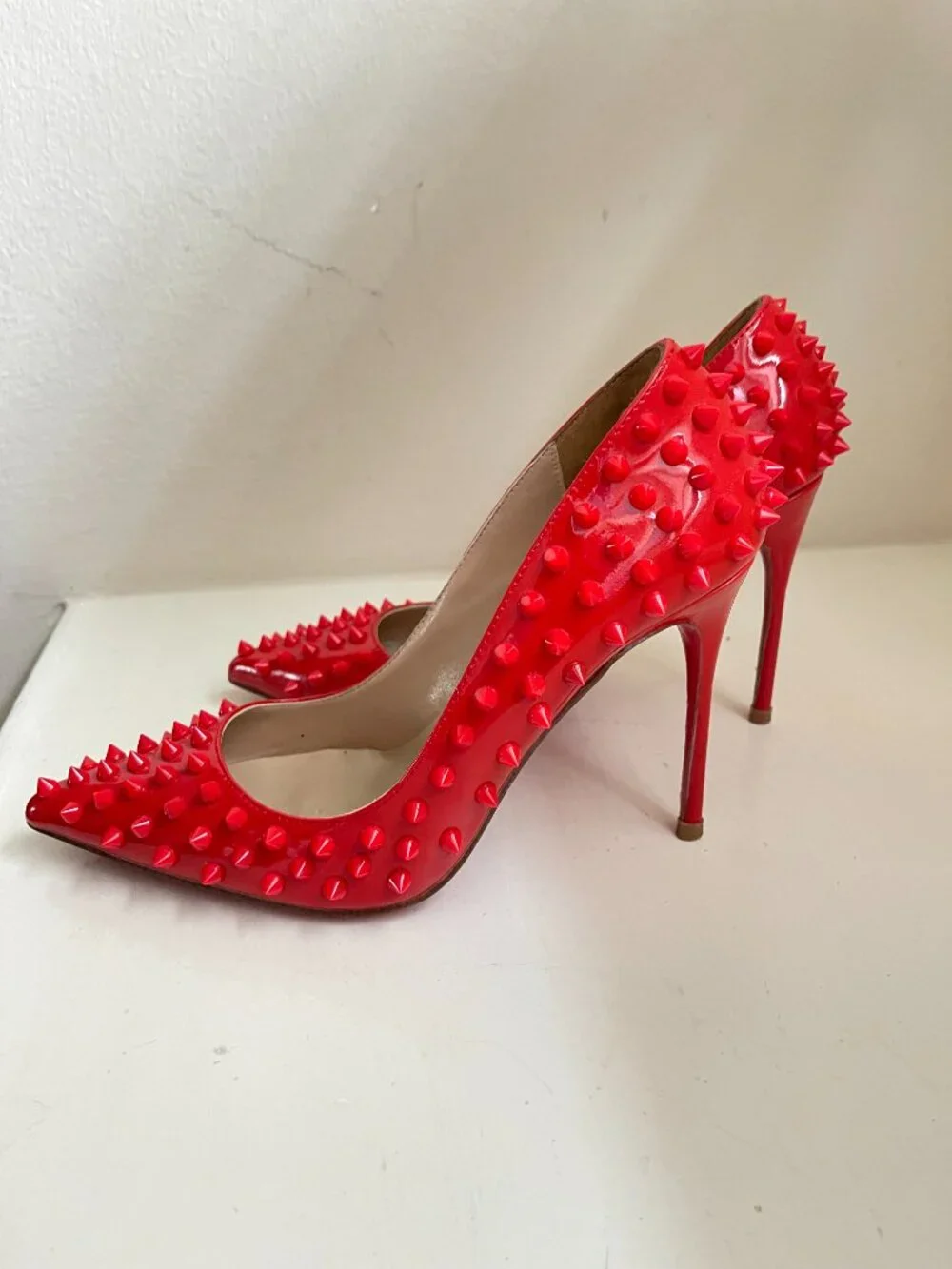 Spike Heels Red sole bottom Spike Red Pattend Heels - Picture 4 of 7
